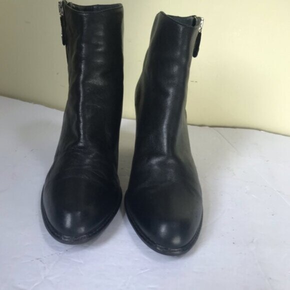 Stuart Weitzman Leather Ankle Booties Boot Side Zip Rubber Sole Stacked Heel 9.5 - Picture 4 of 15